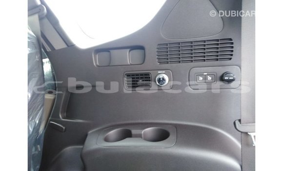 Buy Import Hyundai Santa Fe White Car in Import - Dubai in Central Buy Import Hyundai Santa Fe White Car in Import - Dubai in Central