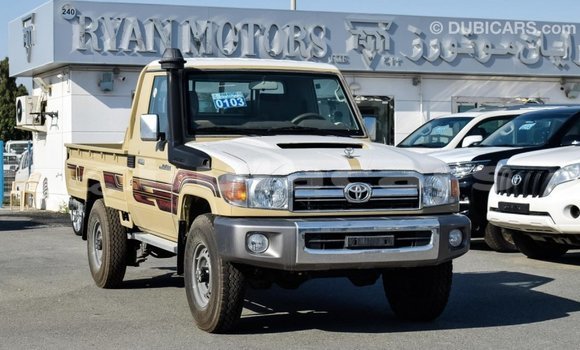 Buy Import Toyota Land Cruiser Beige Car in Import - Dubai in Central Buy Import Toyota Land Cruiser Beige Car in Import - Dubai in Central