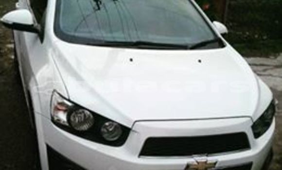 Acheter Occasion Voiture Chevrolet Sonic Blanc à Suva, Central Acheter Occasion Voiture Chevrolet Sonic Blanc à Suva, Central
