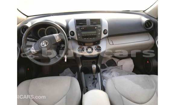 Buy Import Toyota 4Runner White Car in Import - Dubai in Central Buy Import Toyota 4Runner White Car in Import - Dubai in Central
