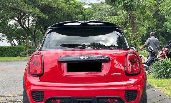 Acheter Neuf Voiture MINI Cooper Rouge à Naroi, Eastern Acheter Neuf Voiture MINI Cooper Rouge à Naroi, Eastern