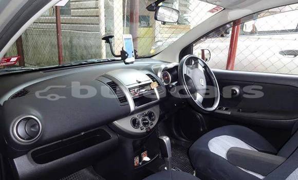 Acheter Occasion Voiture Nissan Note Gris à Suva, Central Acheter Occasion Voiture Nissan Note Gris à Suva, Central