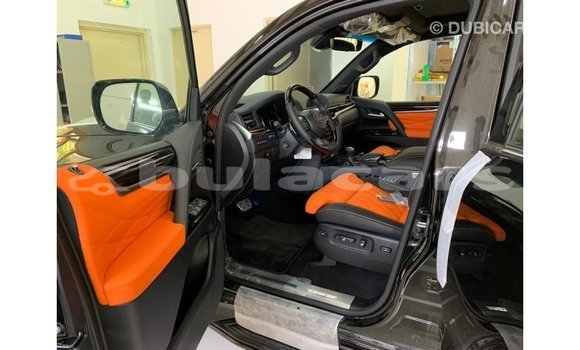 Acheter Import Voiture Lexus LX Noir à Import - Dubai, Central Acheter Import Voiture Lexus LX Noir à Import - Dubai, Central