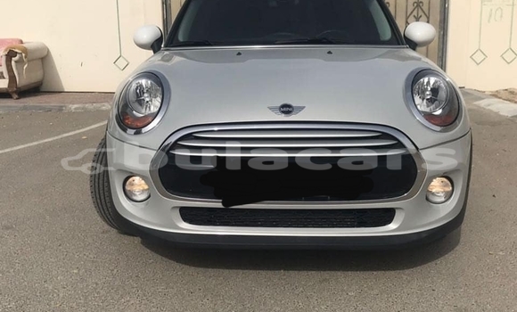 Acheter Occasion Voiture MINI Cooper Gris à Pacific Harbour, Central Acheter Occasion Voiture MINI Cooper Gris à Pacific Harbour, Central