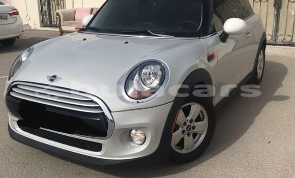 Acheter Occasion Voiture MINI Cooper Gris à Nakodu, Eastern Acheter Occasion Voiture MINI Cooper Gris à Nakodu, Eastern