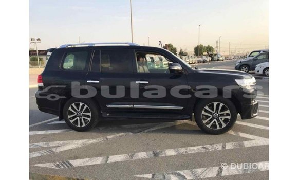 Buy Import Toyota Land Cruiser Black Car in Import - Dubai in Central Buy Import Toyota Land Cruiser Black Car in Import - Dubai in Central