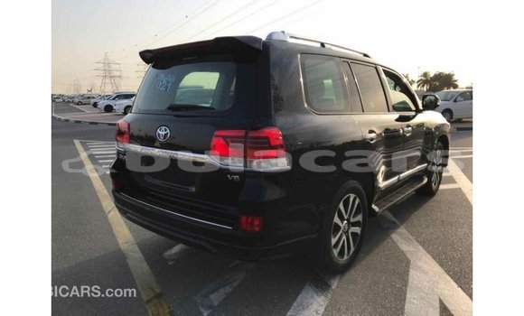 Buy Import Toyota Land Cruiser Black Car in Import - Dubai in Central Buy Import Toyota Land Cruiser Black Car in Import - Dubai in Central
