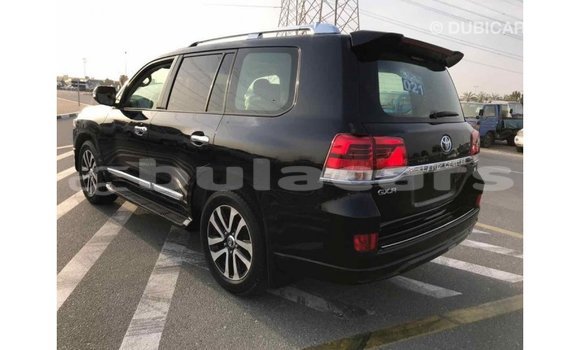 Buy Import Toyota Land Cruiser Black Car in Import - Dubai in Central Buy Import Toyota Land Cruiser Black Car in Import - Dubai in Central