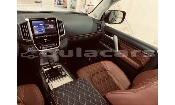 Buy Import Toyota Land Cruiser Black Car in Import - Dubai in Central Buy Import Toyota Land Cruiser Black Car in Import - Dubai in Central