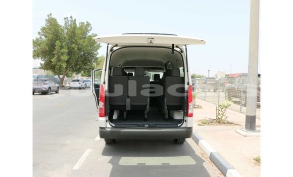 Buy Import Toyota Hiace White Car in Import - Dubai in Central Buy Import Toyota Hiace White Car in Import - Dubai in Central