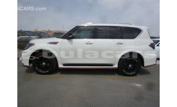 Acheter Import Voiture Nissan Patrol Blanc à Import - Dubai, Central Acheter Import Voiture Nissan Patrol Blanc à Import - Dubai, Central