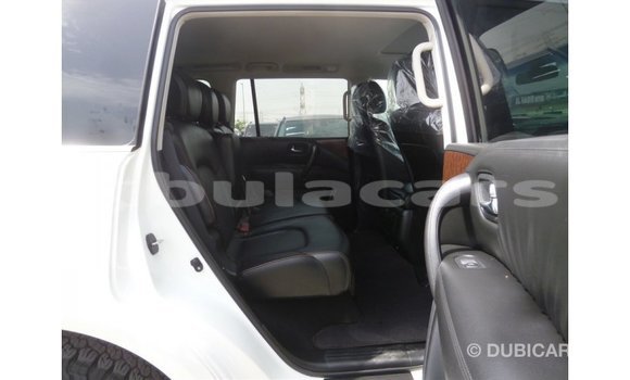 Acheter Import Voiture Nissan Patrol Blanc à Import - Dubai, Central Acheter Import Voiture Nissan Patrol Blanc à Import - Dubai, Central