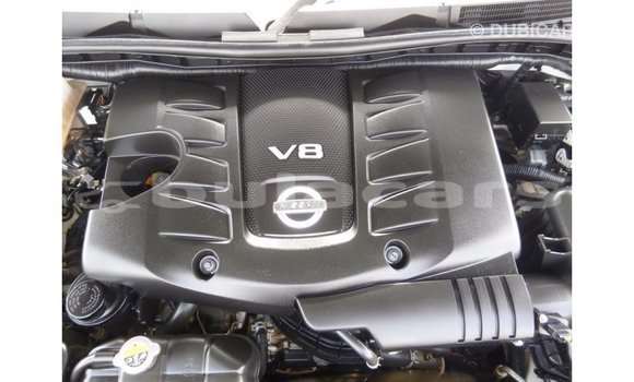 Acheter Import Voiture Nissan Patrol Blanc à Import - Dubai, Central Acheter Import Voiture Nissan Patrol Blanc à Import - Dubai, Central