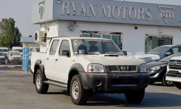 Buy Import Nissan NP 300 White Car in Import - Dubai in Central Buy Import Nissan NP 300 White Car in Import - Dubai in Central
