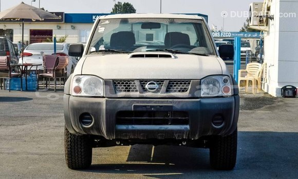 Buy Import Nissan NP 300 White Car in Import - Dubai in Central Buy Import Nissan NP 300 White Car in Import - Dubai in Central