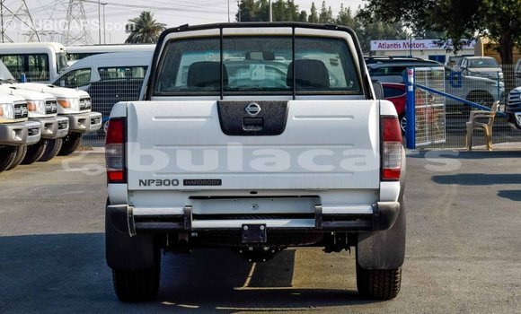 Buy Import Nissan NP 300 White Car in Import - Dubai in Central Buy Import Nissan NP 300 White Car in Import - Dubai in Central