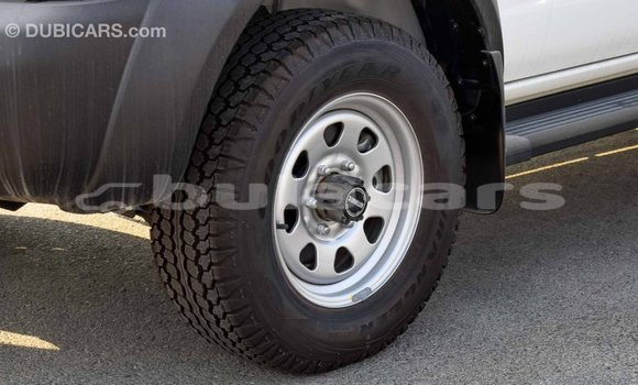 Buy Import Nissan NP 300 White Car in Import - Dubai in Central Buy Import Nissan NP 300 White Car in Import - Dubai in Central