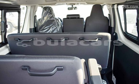 Buy Import Toyota Hiace White Car in Import - Dubai in Central Buy Import Toyota Hiace White Car in Import - Dubai in Central