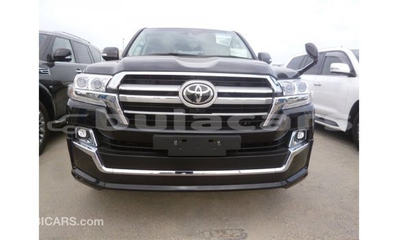Buy Import Toyota Land Cruiser Black Car in Import - Dubai in Central Buy Import Toyota Land Cruiser Black Car in Import - Dubai in Central