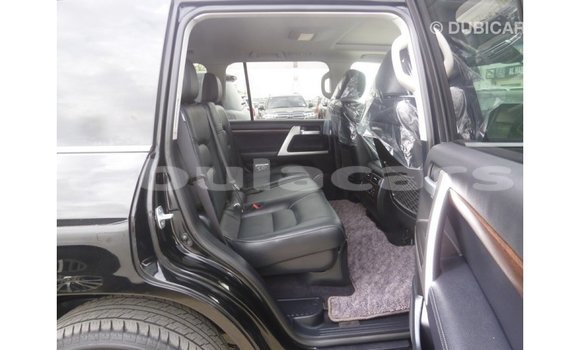 Buy Import Toyota Land Cruiser Black Car in Import - Dubai in Central Buy Import Toyota Land Cruiser Black Car in Import - Dubai in Central