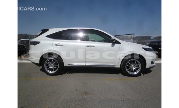 Buy Import Toyota Harrier White Car in Import - Dubai in Central Buy Import Toyota Harrier White Car in Import - Dubai in Central