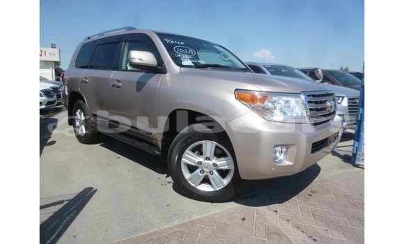 Buy Import Toyota Land Cruiser Other Car in Import - Dubai in Central Buy Import Toyota Land Cruiser Other Car in Import - Dubai in Central