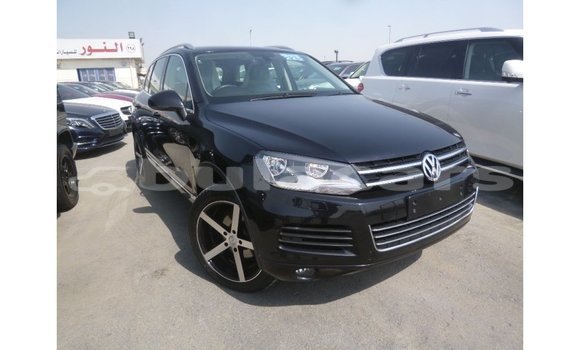 Buy Import Volkswagen Touareg Black Car in Import - Dubai in Central