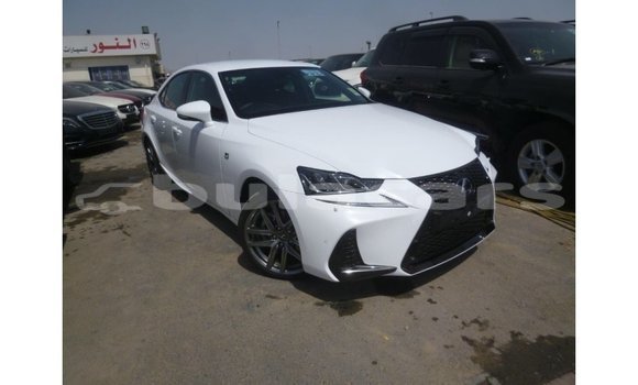 Acheter Import Voiture Lexus IS Blanc à Import - Dubai, Central Acheter Import Voiture Lexus IS Blanc à Import - Dubai, Central