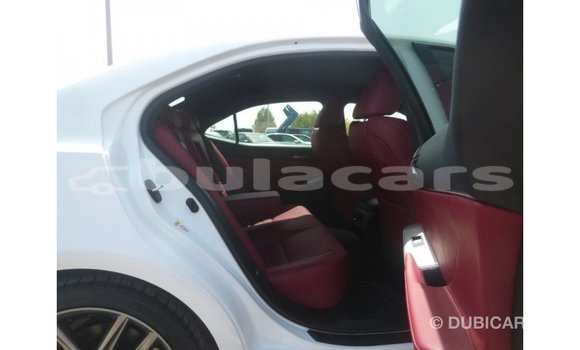 Acheter Import Voiture Lexus IS Blanc à Import - Dubai, Central Acheter Import Voiture Lexus IS Blanc à Import - Dubai, Central