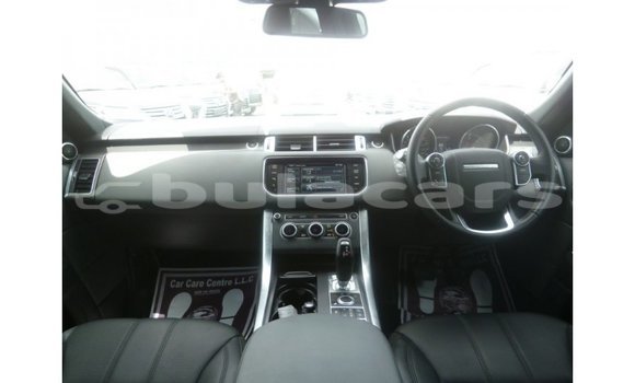 Buy Import Land Rover Range Rover Green Car in Import - Dubai in Central Buy Import Land Rover Range Rover Green Car in Import - Dubai in Central