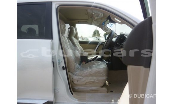 Buy Import Toyota Prado White Car in Import - Dubai in Central Buy Import Toyota Prado White Car in Import - Dubai in Central