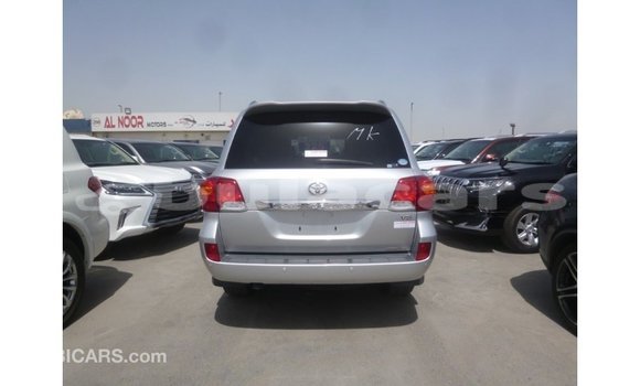 Buy Import Toyota Land Cruiser Grey Car in Import - Dubai in Central Buy Import Toyota Land Cruiser Grey Car in Import - Dubai in Central