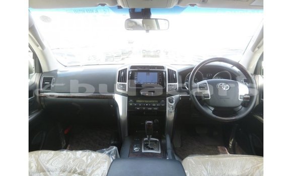 Buy Import Toyota Land Cruiser Grey Car in Import - Dubai in Central Buy Import Toyota Land Cruiser Grey Car in Import - Dubai in Central