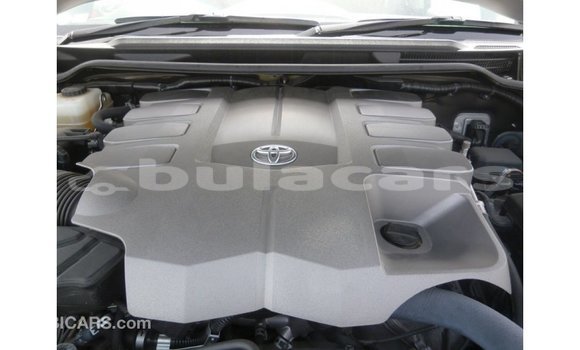 Buy Import Toyota Land Cruiser Grey Car in Import - Dubai in Central Buy Import Toyota Land Cruiser Grey Car in Import - Dubai in Central