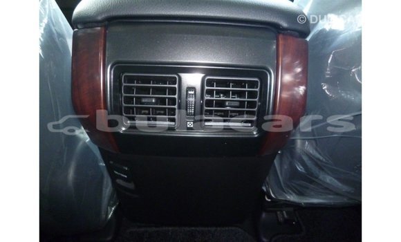 Acheter Import Voiture Toyota Prado Blanc à Import - Dubai, Central Acheter Import Voiture Toyota Prado Blanc à Import - Dubai, Central