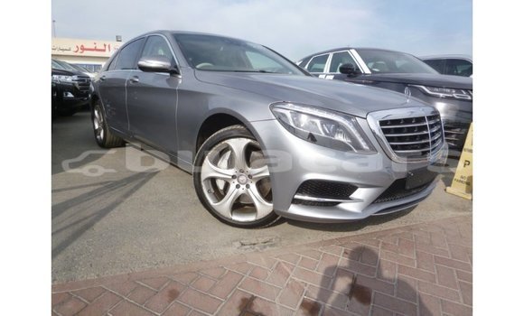 Buy Import Mercedes-Benz 190 Grey Car in Import - Dubai in Central