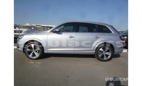 Acheter Import Voiture Audi Q7 Gris à Import - Dubai, Central Acheter Import Voiture Audi Q7 Gris à Import - Dubai, Central