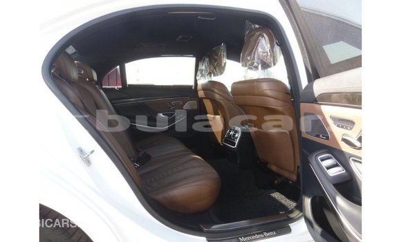Buy Import Mercedes-Benz 190 White Car in Import - Dubai in Central Buy Import Mercedes-Benz 190 White Car in Import - Dubai in Central