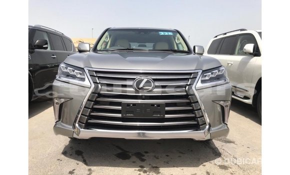 Acheter Import Voiture Lexus LX Gris à Import - Dubai, Central Acheter Import Voiture Lexus LX Gris à Import - Dubai, Central