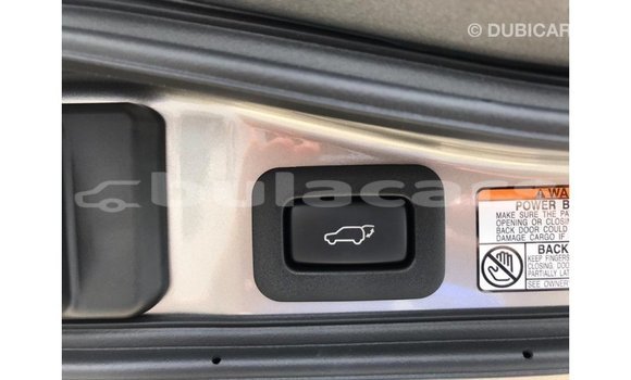 Acheter Import Voiture Lexus LX Gris à Import - Dubai, Central Acheter Import Voiture Lexus LX Gris à Import - Dubai, Central