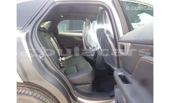 Acheter Import Voiture Jaguar F-Pace Gris à Import - Dubai, Central Acheter Import Voiture Jaguar F-Pace Gris à Import - Dubai, Central