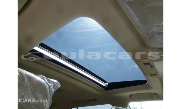 Buy Import Toyota Land Cruiser White Car in Import - Dubai in Central Buy Import Toyota Land Cruiser White Car in Import - Dubai in Central