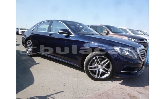 Buy Import Mercedes-Benz 190 Blue Car in Import - Dubai in Central Buy Import Mercedes-Benz 190 Blue Car in Import - Dubai in Central