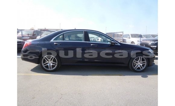 Buy Import Mercedes-Benz 190 Blue Car in Import - Dubai in Central Buy Import Mercedes-Benz 190 Blue Car in Import - Dubai in Central