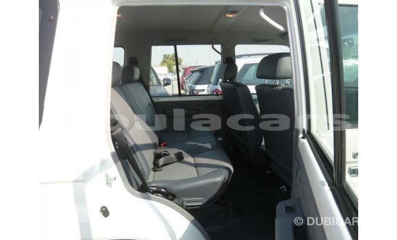 Buy Import Toyota Land Cruiser White Car in Import - Dubai in Central Buy Import Toyota Land Cruiser White Car in Import - Dubai in Central
