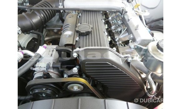 Buy Import Toyota Land Cruiser White Car in Import - Dubai in Central Buy Import Toyota Land Cruiser White Car in Import - Dubai in Central