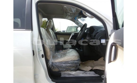 Buy Import Toyota Prado White Car in Import - Dubai in Central Buy Import Toyota Prado White Car in Import - Dubai in Central