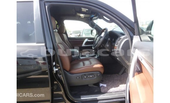 Buy Import Toyota Land Cruiser Black Car in Import - Dubai in Central Buy Import Toyota Land Cruiser Black Car in Import - Dubai in Central
