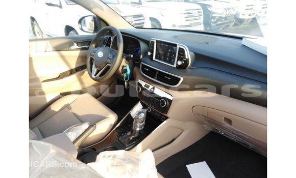 Buy Import Hyundai Tucson Red Car in Import - Dubai in Central Buy Import Hyundai Tucson Red Car in Import - Dubai in Central