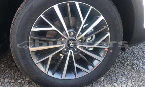 Buy Import Hyundai Tucson White Car in Import - Dubai in Central Buy Import Hyundai Tucson White Car in Import - Dubai in Central